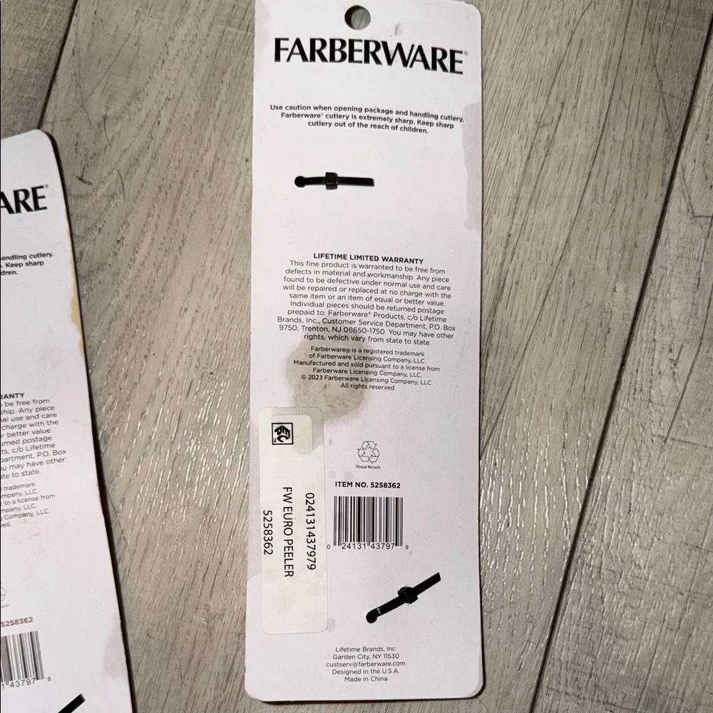 Farberware Black Professional Euro Peeler‎